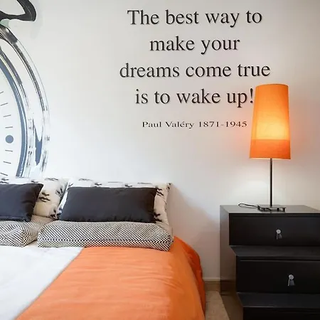 Roja Pé - Elegante T2 Com Ac Perto Do Pine Cliffs *