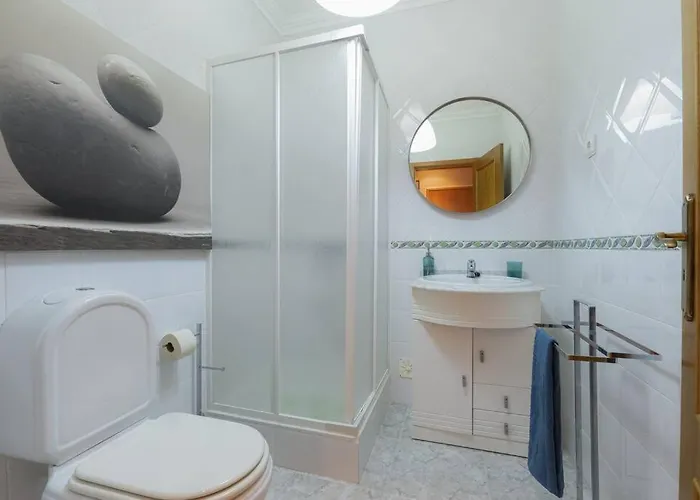 Apartamento Roja Pé - Elegante T2 Com Ac Perto Do Pine Cliffs *